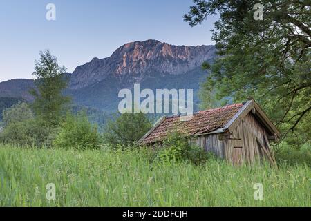 Geographie / Reisen, Deutschland, Bayern, Schlehdorf, Hütte außerhalb Herzogstand (Peak), Schlehdorf, Obere, Additional-Rights-Clearance-Info-not-available Stockfoto