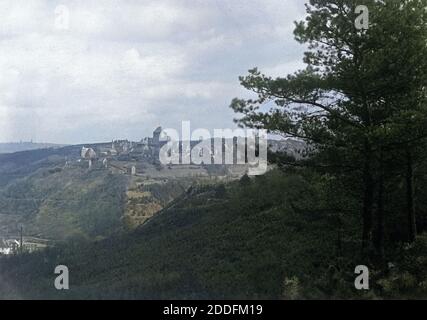 Blick Auf Schloss Burg Bei Solingen, Deutschland 1920er Jahre. Blick auf Schloss Burg Burg in der Nähe von Solingen in Deutschland der 1920er Jahre. Stockfoto