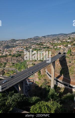 Madeira Highway - Funchal City Stockfoto