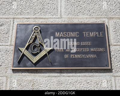 Bronze-Zeichen an der Freimaurer-Tempel in Philadelphia. Stockfoto