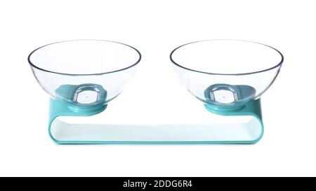 Leere pet-Schalen auf weißem Hintergrund Stockfoto
