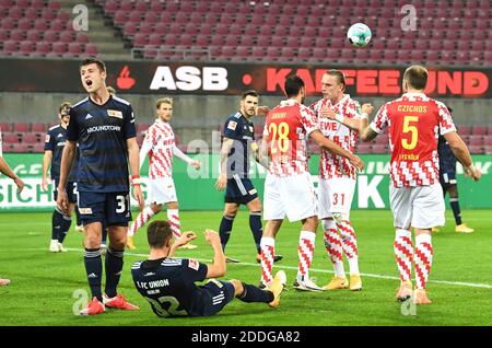 Jubilation K nach dem Tor zu 1: 1 von Ellyes SKHIRI (K) vr Rafael CZICHOS (K), Marius WOLF (K), goalschuetze Ellyes SKHIRI (K), links nach rechts Robin KNOCHE (UB), Marcus INGVARTSEN (UB) enttäuscht Fußball 1. Bundesliga, 8. Spieltag, FC Köln (K) - Union Berlin (UB), am 22. November 2020 in Köln / Deutschland. Foto: Matthias Koch / Pool via FOTOAGENTUR SVEN SIMON # die DFL-Vorschriften verbieten die Verwendung von Fotografien als Bildsequenzen und/oder quasi-Video # # nur zur redaktionellen Verwendung # # Nationale und internationale Nachrichtenagenturen # ¬ zur Nutzung weltweit Stockfoto