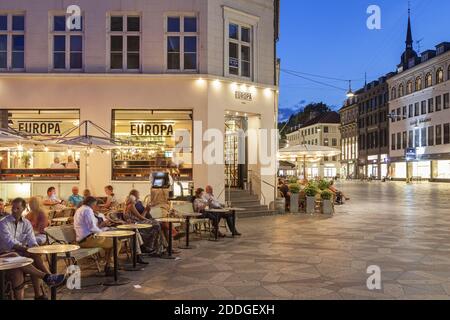 Geographie / Reisen, Dänemark, Kopenhagen, Cafe Europa auf dem Stroget in Kopenhagen, Additional-Rights-Clearance-Info-not-available Stockfoto