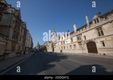 Ansichten des All Souls College, Teil der University of Oxford in Großbritannien, aufgenommen am 15. September 2020 Stockfoto