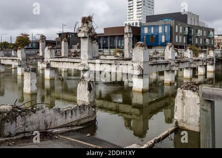 Ehemaliges PWC-Gebäude an der Armagh St, nach dessen teilweiser Räumung nach dem Erdbeben von 2011 in Christchurch, Neuseeland. Stockfoto