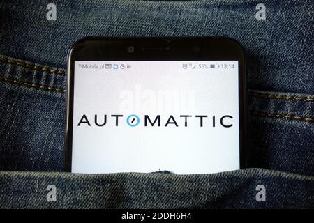 KONSKIE, POLEN - 21. Dezember 2019: Automattic Inc Logo auf dem Handy angezeigt Stockfoto