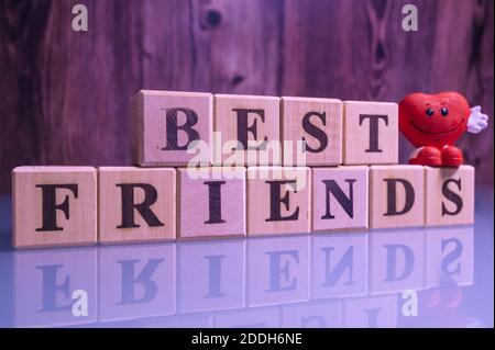 Text BESTEN FREUNDE auf Holz Würfel Blöcke. Beste Freunde Holzwürfel Tapete. Stockfoto