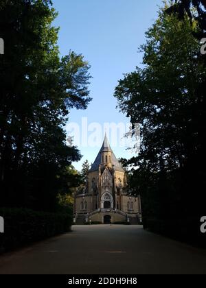 Radfahren zum Schwarzenberg Familiengrab in Trebon Tschechien während Sommerzeit Stockfoto