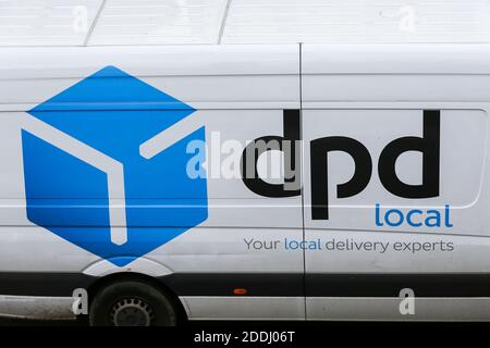 Ein dpd Lieferwagen ist in London zu sehen. Stockfoto