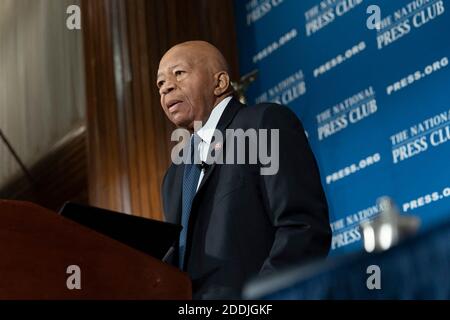 Der US-amerikanische Repräsentant Elijah Cummings (Demokrat von Maryland), Vorsitzender des Ausschusses für Aufsicht und Regierungsreform des US-Repräsentantenhauses, spricht am Mittwoch, den 7. August 2019, im National Press Club in Washington, DC, USA, zu einem Mittagessen. Foto von Chris Kleponis/CNP/ABACAPRESS.COM Stockfoto