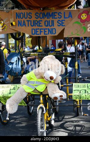 Globaler Klimawandel-marsch und Gelbwesten protestieren am 21. September 2019 in Paris, Frankreich. Foto von Ait Adjedjou Karim/Avenir Pictures/ABACAPRESS.COM Stockfoto