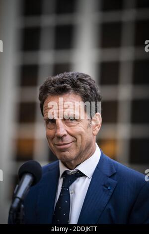MEDEF-Präsident Geoffroy Roux de Bezieux lächelt am 5. September 2019 im Hotel Matignon in Paris. Foto von Eliot Blondt/ABACAPRESS.COM Stockfoto