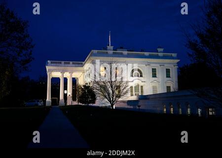 Washington, Vereinigte Staaten Von Amerika. November 2020. Das Weiße Haus in Washington, DC am Dienstag, 24. November 2020. Quelle: Kevin Dietsch/Pool via CNP, weltweite Nutzung Quelle: dpa/Alamy Live News Stockfoto