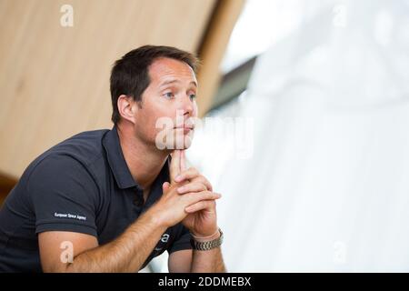 Spaceman Thomas Pesquet während der Pressekonferenz von Aviation Sans Frontieres am 16. januar 2019 in Paris. Foto von Nasser Berzane/ABACAPRESS.COM Stockfoto