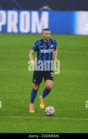 Mailand, Italien. November 2020. Milan Skriniar (Inter) während des UEFA Champions League-Spiels zwischen Inter 0-2 Real Madrid im Giuseppe Meazza Stadion am 25. November 2020 in Mailand, Italien. Quelle: Maurizio Borsari/AFLO/Alamy Live News Stockfoto