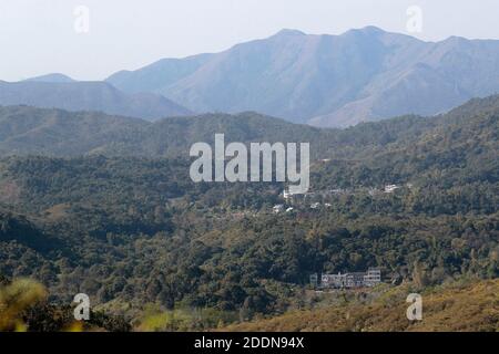 Kau Tam Tso Dorf und Teile des Plover Cove Country Park, Nordost New Territories, Hong Kong, China 10 Dec 2019 Stockfoto