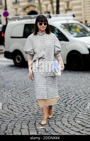 Street Style, Maiko Shibata Ankunft in Altuzarra Frühjahr-Sommer 2020 Ready-to-Wear-Show, im Hotel Potocki, Paris, Frankreich, am 28. September 2019 statt. Foto von Marie-Paola Bertrand-Hillion/ABACAPRESS.COM Stockfoto