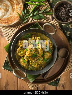 Andhra Pfeffer Huhn. Südindische Küche Stockfoto