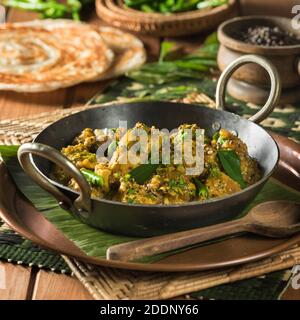 Andhra Pfeffer Huhn. Südindische Küche Stockfoto