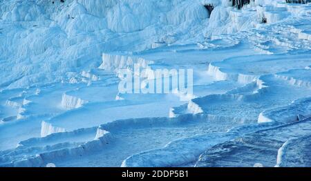 Natürliche Travertin Pools und Terrassen in Pamukkale. Pamukkale, Türkei Stockfoto