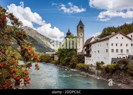 susch schweiz kleine Stadt, europa Stockfoto