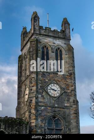 Kilwinning, Schottland, Großbritannien. 22. November 2020: Ein Kirchturm Stockfoto