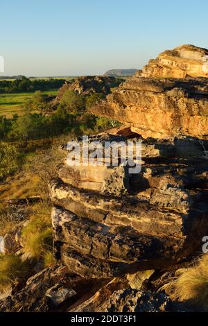 Felsformation im schönen Abendlicht in der Australischen Kakadu National Park. Stockfoto