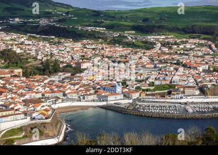 Blick Auf Angra Do Heroismo City Luftbild Von Der Vulkan Monte Brasil Auf Der Insel Terceira Die Azoren Portugal Stockfoto