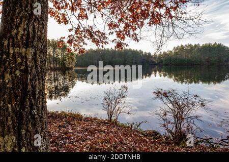 Das Quabbin Reservoir, früher vier Städte, die von der Commonwealth of Massachusetts genommen wurden, um eine Wasserversorgung für Ost-Massachusetts Stockfoto