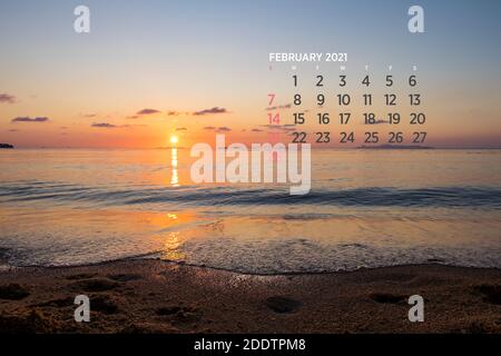 Kalender Februar 2021. Meer, Meer, Strand, tropisch, Naturthema. A2. 60 x 40 cm. 15.75 x 23.62 Zoll Stockfoto