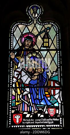 Lewis Carroll Fenster, alle Heiligen, Daresbury Dorf, Warrington, Cheshire, Joseph, Mary, Jesus, Kind Stockfoto