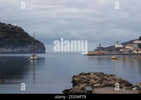 Abfahrt vom Hafen von Port de Soller, Mallorca Stockfoto