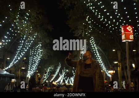 26. November 2020: Lichtakt der Weihnachtsbeleuchtung 2020 in Barcelona Credit: Thiago Prudencio/DAX/ZUMA Wire/Alamy Live News Stockfoto