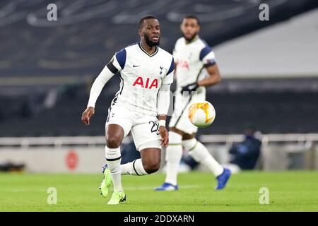 LONDON, ENGLAND. 26. NOVEMBER Tottenham Mittelfeldspieler Tanguy Ndombele während des UEFA Europa League Gruppe J-Spiels zwischen Tottenham Hotspur und PFC Ludogorets Razgrad im Tottenham Hotspur Stadium, London am Donnerstag, 26. November 2020. (Kredit: Jon Bromley, Mi News) Kredit: MI Nachrichten & Sport /Alamy Live Nachrichten Stockfoto