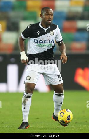 Udine, Italien. November 2020. Udineses Samir in Aktion beim italienischen Fußballspiel Coppa Italia Udinese Calcio gegen AC Fiorentina im Stadion Friuli - Dacia Arena in Udine, Italien, 25. November 2020. Foto Gabriele Menis /LM Kredit: Unabhängige Fotoagentur/Alamy Live Nachrichten Stockfoto