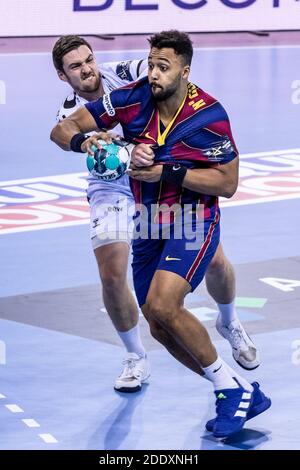 Barcelona, Spanien. November 2020. Thimothe N'guessan des FC Barcelona beim Handballspiel der VELUX EHF Champions League zwischen dem FC Barcelona und dem THW Kiel am 26. November 2020 im Palau Blaugrana in Barcelona, Spanien - Foto Javier Borrego / Spanien DPPI / DPPI / LM Credit: Paola Benini/Alamy Live News Stockfoto