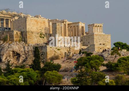 Dämmerung allgemeine Ansicht des Parthenon und der alten Akropolis von Athen Griechenland von Thissio - Foto: Geopix Stockfoto