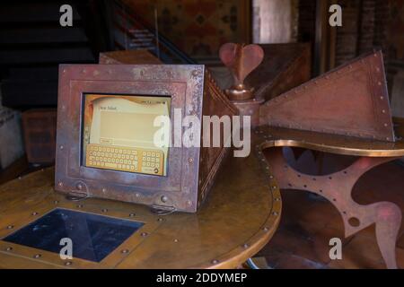 Italien, Werona- 02. Juli 2020: Innenansicht des Julias Haus Verona (Casa di Giulietta Verona) mittelalterlicher Palast jetzt das Museum. Stockfoto