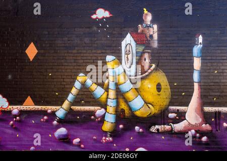 Street Art Arbeit, Otautahi, von Jacob Yikes in Christchurch, Neuseeland. Ein produktiver und bekannter Künstler, der große 'Leinwände' in der Stadt benutzt. Stockfoto
