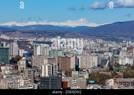 Tiflis, Georgien - 23. November, 2020: Panoramablick auf Tiflis, Stadtbild Stockfoto