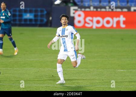 Leganes, Spanien. November 2020. Gaku Shibasaki (Leganes) Fußball: Spanisches 'La Liga Smartbank' Spiel zwischen CD Leganes 2-0 RCD Espanyol de Barcelona im Estadio Municipal de Butarque in Leganes, Spanien. Quelle: Mutsu Kawamori/AFLO/Alamy Live News Stockfoto