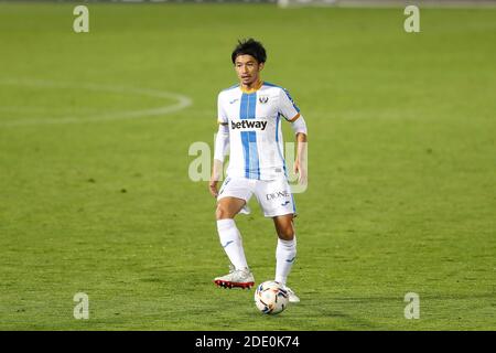 Leganes, Spanien. November 2020. Gaku Shibasaki (Leganes) Fußball: Spanisches 'La Liga Smartbank' Spiel zwischen CD Leganes 2-0 RCD Espanyol de Barcelona im Estadio Municipal de Butarque in Leganes, Spanien. Quelle: Mutsu Kawamori/AFLO/Alamy Live News Stockfoto