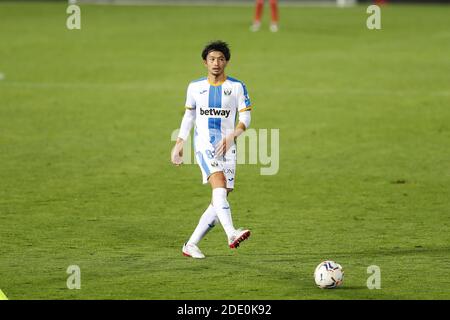 Leganes, Spanien. November 2020. Gaku Shibasaki (Leganes) Fußball: Spanisches 'La Liga Smartbank' Spiel zwischen CD Leganes 2-0 RCD Espanyol de Barcelona im Estadio Municipal de Butarque in Leganes, Spanien. Quelle: Mutsu Kawamori/AFLO/Alamy Live News Stockfoto