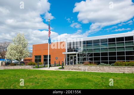 US Citizenship and Immigration Services USCIS in der 2 Mill Street in der Innenstadt von Lawrence, Massachusetts, USA. Stockfoto