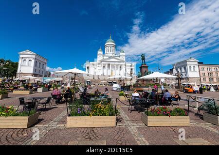 Senatsplatz vor der Kathedrale von Helsinki (Lutherische Kathedrale), Helsinki, Finnland, Europa Stockfoto