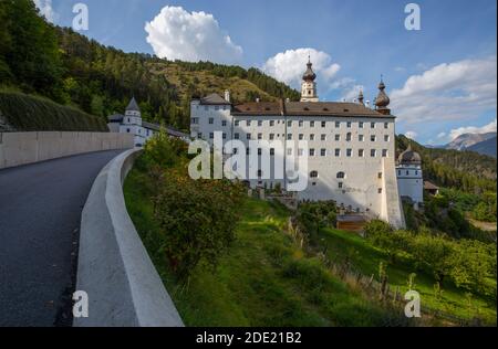 Benediktinerabtei von Monte Maria (Abtei Marienberg), Burgusio, Mals, Südtirol, Italien Stockfoto