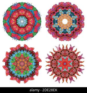 Handgemaltes Kunstdesign. Farbe handgezeichnete Illustration Set von 4 Mandalas für die Dekoration Stock Vektor