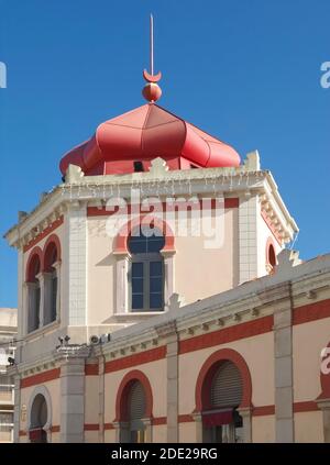 Die Schönheit von Portugal - Rosa Markthalle in Loule in der Nähe Albufeira Stockfoto