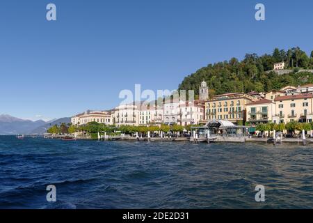 Bellagio Italienische Stadt mit bunten Häusern, am Ufer des Comer Sees, Lombardei Region, Italien Stockfoto