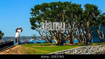 SAN DIEGO, Ca - Mai 02,2014: Küssen sailor Statue, bekannt als bedingungslose Kapitulation - bekannten Ort in der Stadt von San Diego, Kalifornien, Vereinigte Staaten von Ameri Stockfoto